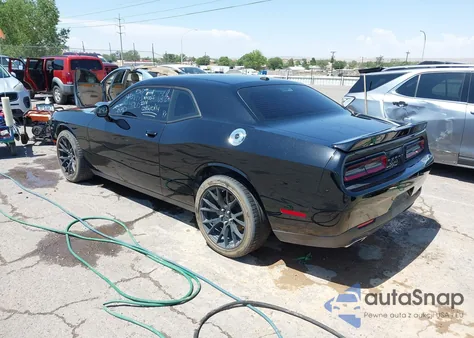 2022 Dodge Challenger Gt z USA, uszkodzony, nr VIN 2C3CDZKGXNH247713